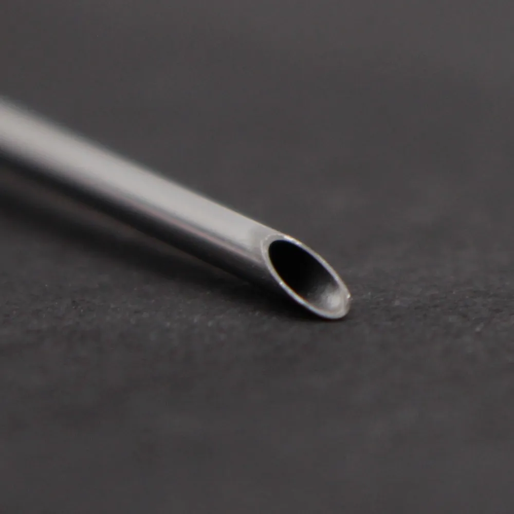 AIGUILLE BISEAUTÉE A MANCHE EN PLASTIQUE INOX