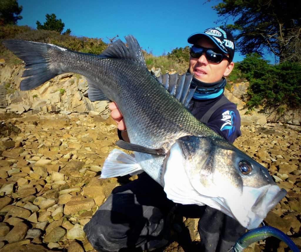 Flo adore pêcher à gratter avec le Blue Equille ! 