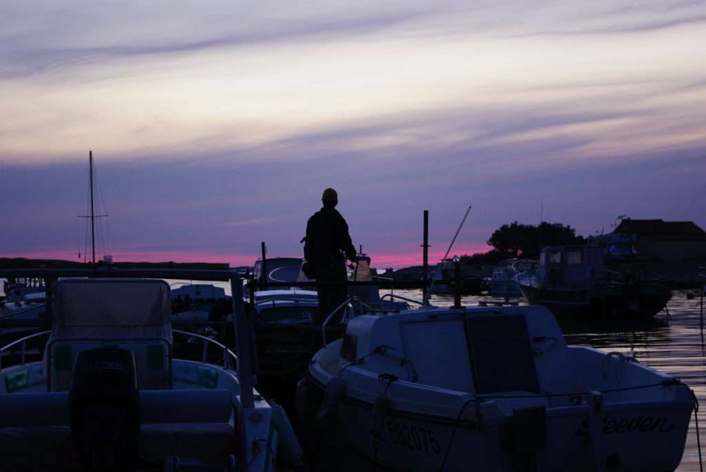 La pêche en dandine au jig d’un ponton est très efficace ! 