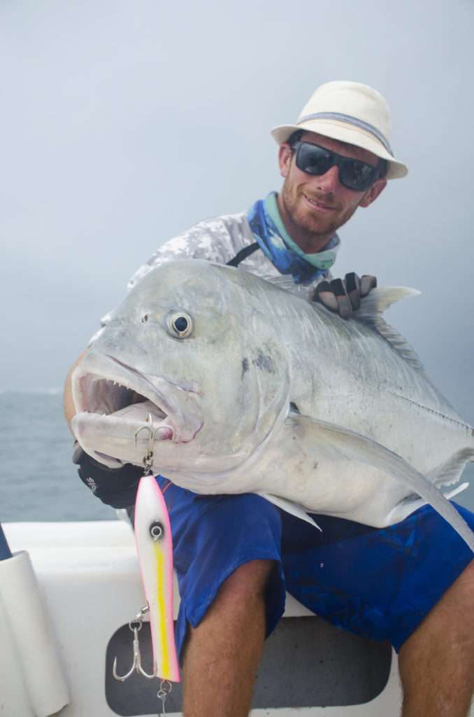 Cette carangue prise au Pin Popper a été la plus grosse pêchée lors de leur séjour