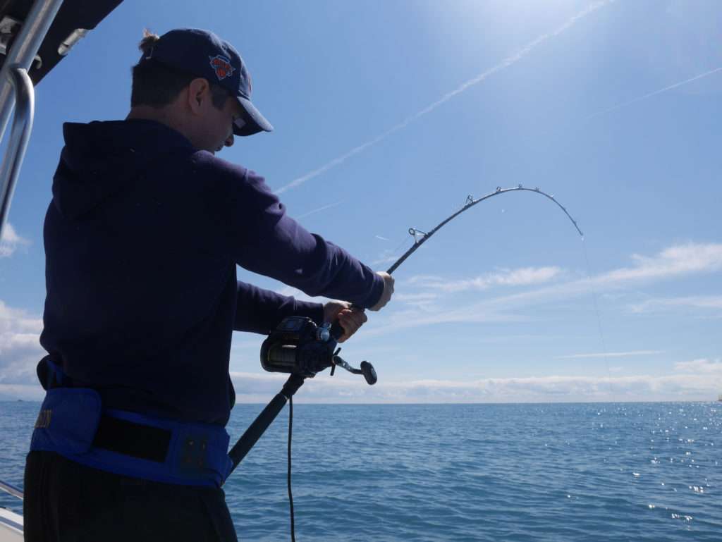 Combat avec un gros calamar rouge pour ce client du guide Fabien Harbers