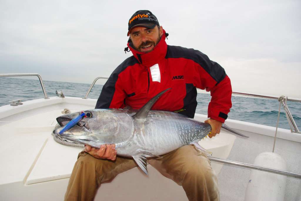 Le 3D Popper est un popper idéal pour la pêche du thon rouge au lancer