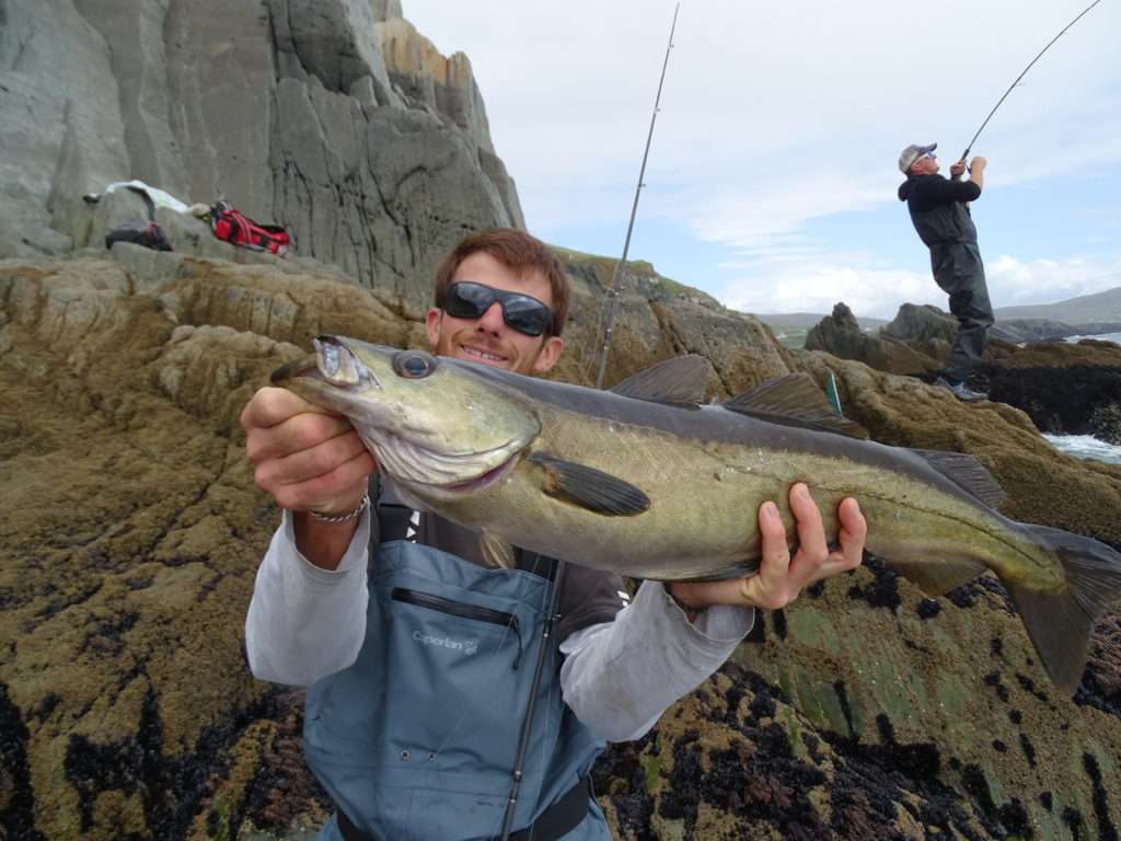 Colin avec un magnifique lieu pris en shore jigging