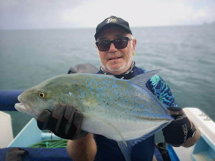 Carangue bleue au Metal Spot pour Charles ! 