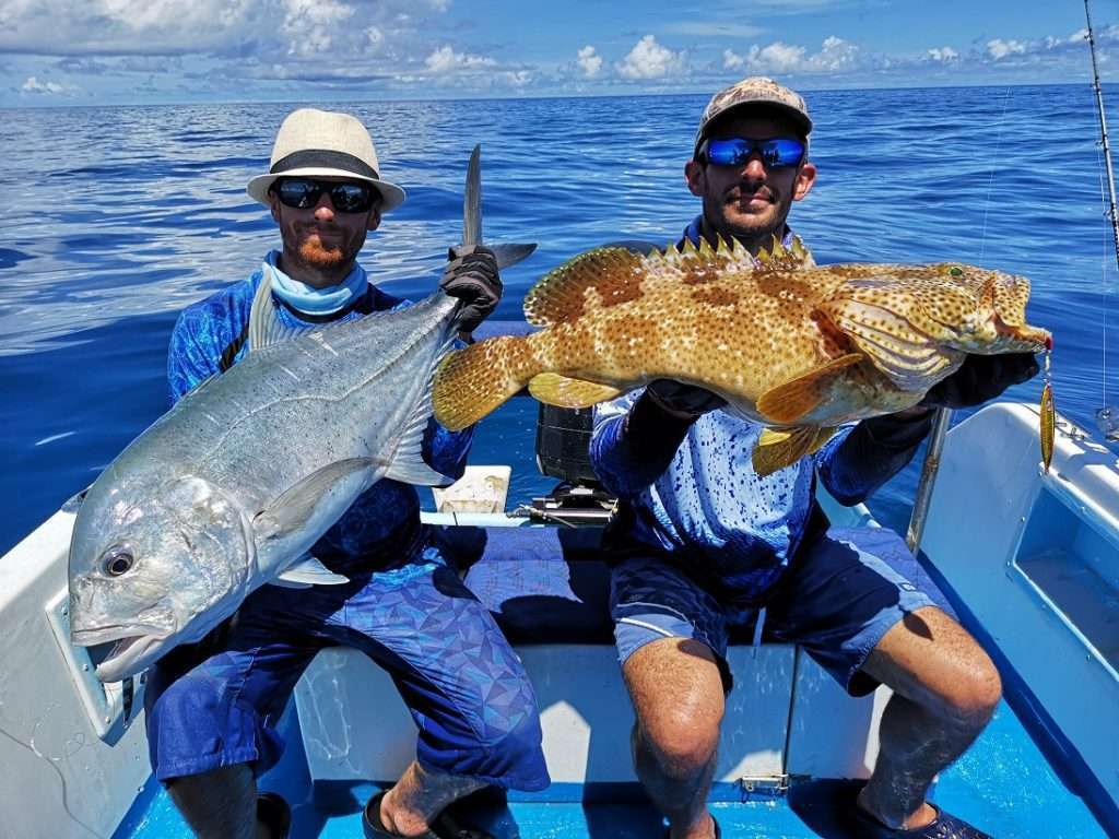 Colin avec une gt au Jidai et Etienne avec un mérou pris au Funa