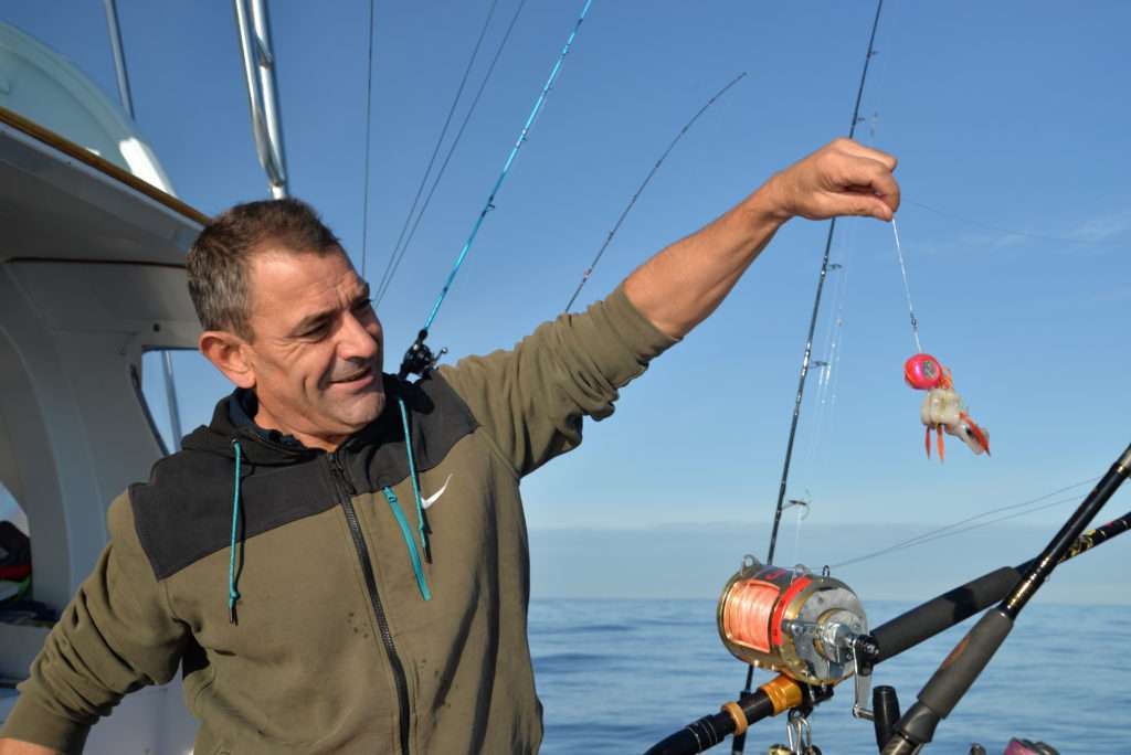 Lanières de calamar eschées sur un Hinata Kab Explorer Tackle