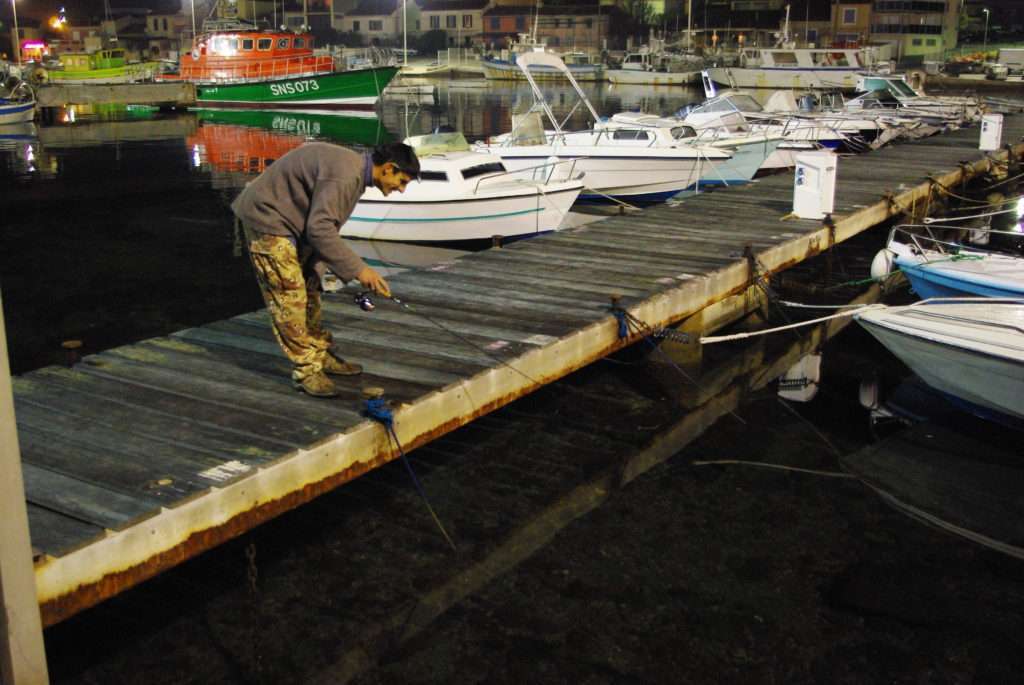 Pêche en rockfishing sous la canne