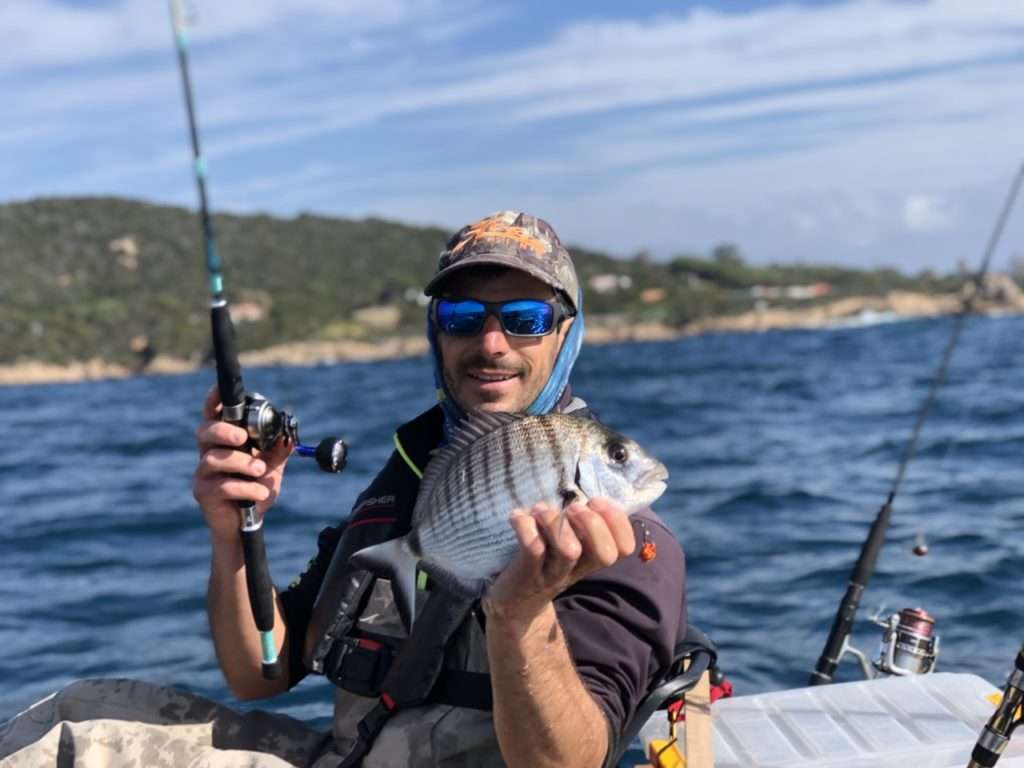 Ce sar a été pris grâce aux petits hameçons de l’Explorer Deep Bream