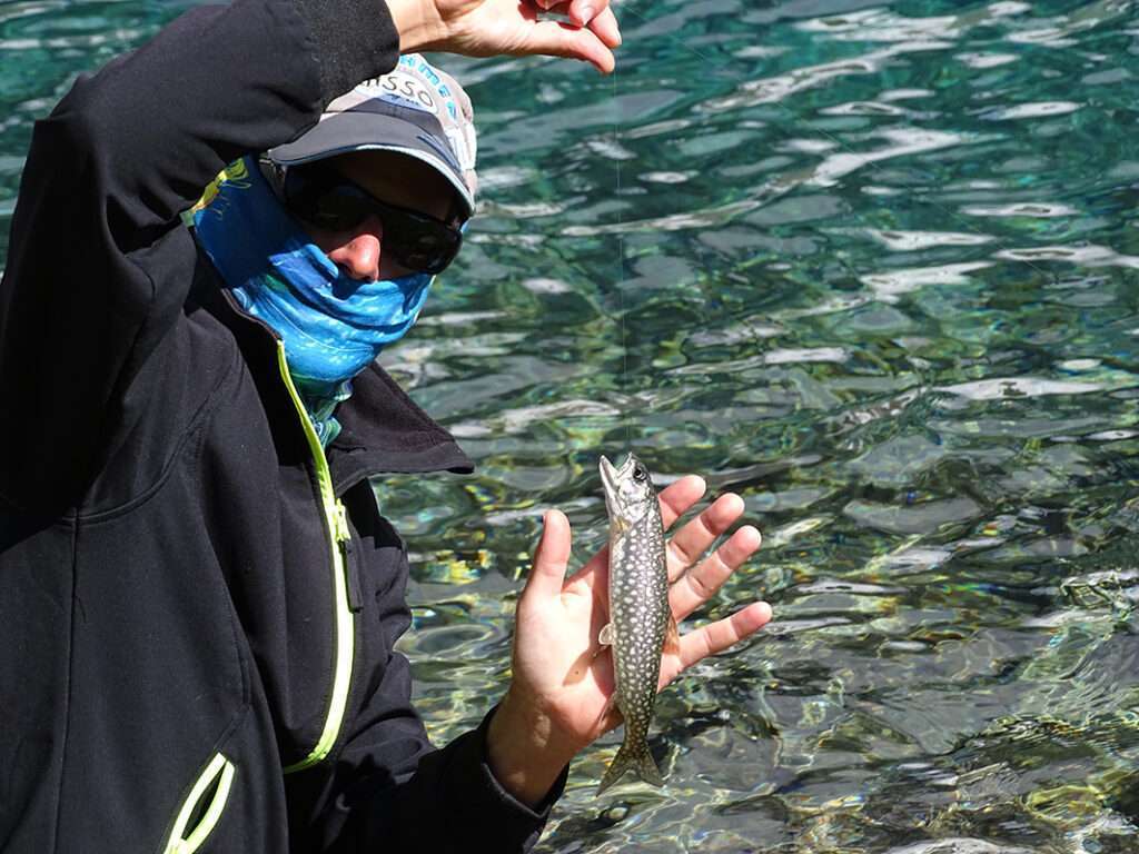 Beau cristivomer d’un lac d’altitude pris à la bombette par Etienne